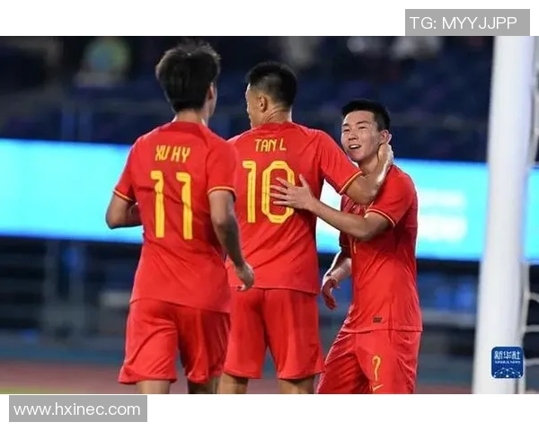 成都足球队以68分领跑世界杯积分榜展现强大实力和团队精神